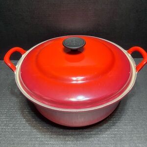 LE CREUSET 28 FRANCE RED CAST IRON ENAMEL DUTCH OVEN W/ LID Vintage